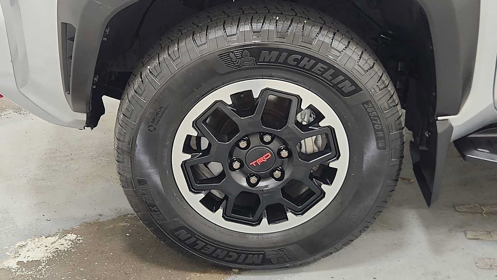 Certified 2025 Toyota 4Runner TRD Off-Road Premium AWD/4WD image 10