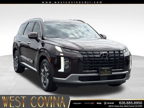 Used 2023 Hyundai Palisade Limited FWD image 2