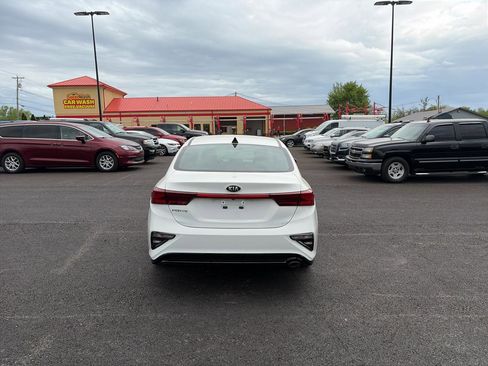 Used 2021 Kia Forte LXS FWD image 4