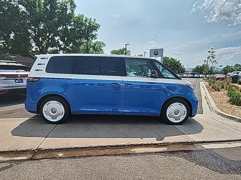 New 2025 Volkswagen ID. Buzz 1st Edition image 6