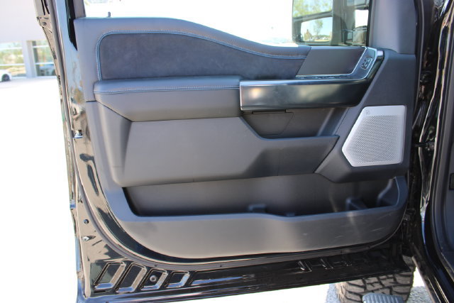 New 2026 Ford F250 Platinum AWD/4WD image 8