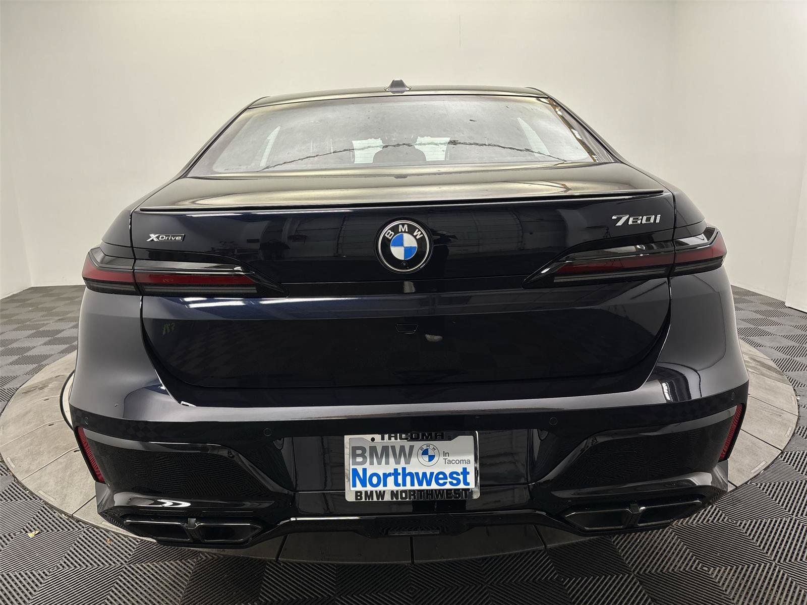 New 2026 BMW 760i xDrive w/ Executive Package AWD/4WD image 15