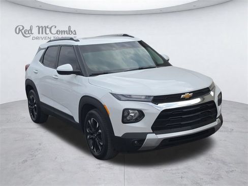 Used 2023 Chevrolet TrailBlazer LT FWD image 9