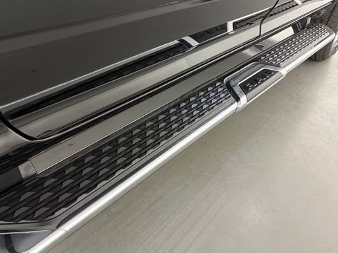 Used 2024 RAM 2500 Big Horn w/ Bed Utility Group image 39