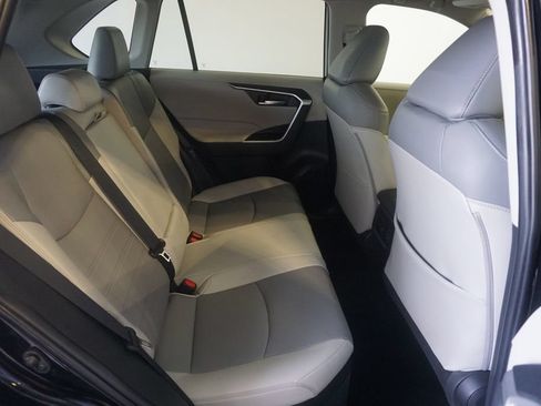 Certified 2024 Toyota RAV4 XLE Premium AWD/4WD image 25
