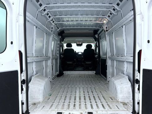Used 2023 RAM ProMaster 2500 FWD image 18