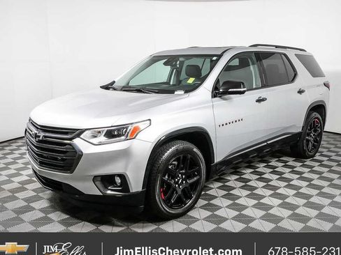 Certified 2020 Chevrolet Traverse Premier w/ Redline Edition FWD image 27