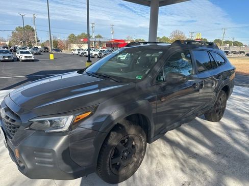 Used 2023 Subaru Outback Wilderness image 5