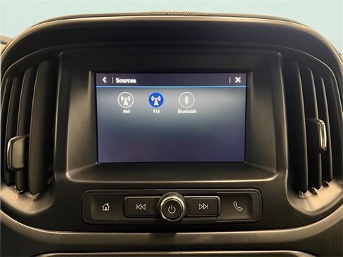 Used 2020 Chevrolet Colorado W/T w/ WT Convenience Package image 17