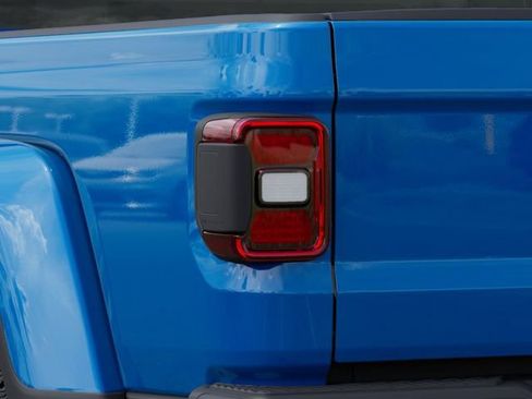 New 2026 Jeep Gladiator Rubicon image 9