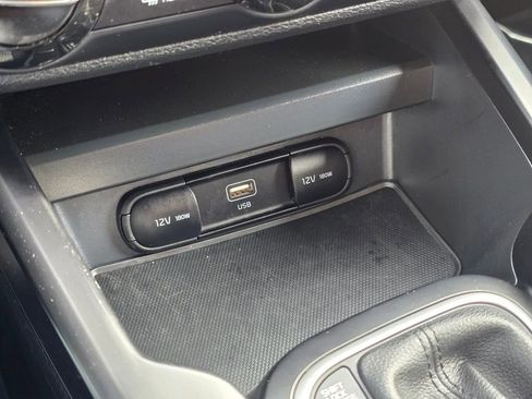 Used 2024 Kia Soul LX w/ Option Group 015 image 32