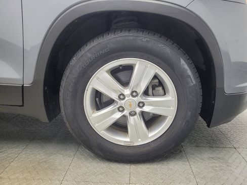 Used 2015 Chevrolet Trax LT FWD image 31