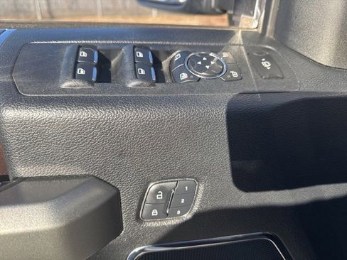 Used 2017 Ford F250 Platinum w/ Platinum Ultimate Package image 20