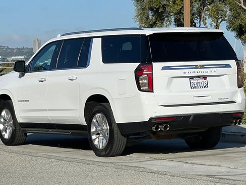 Used 2023 Chevrolet Suburban Premier image 6