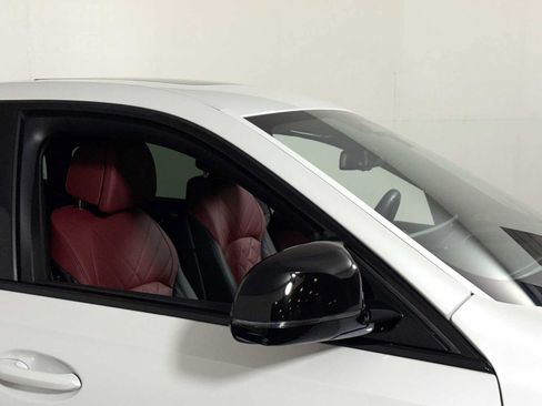 Used 2025 BMW X6 M60i w/ Parking Assistance Package AWD/4WD image 30
