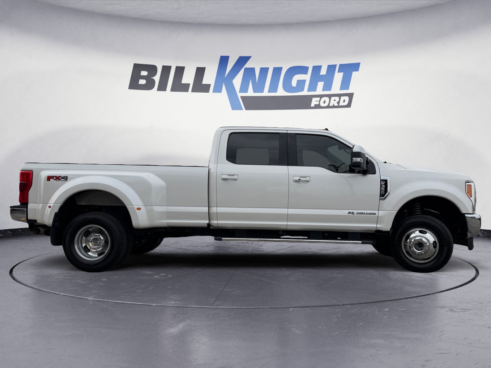 Certified 2019 Ford F350 Lariat w/ Lariat Ultimate Package AWD/4WD image 6