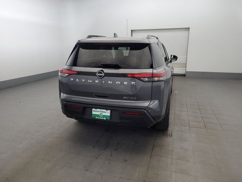 Used 2022 Nissan Pathfinder SV AWD/4WD image 7