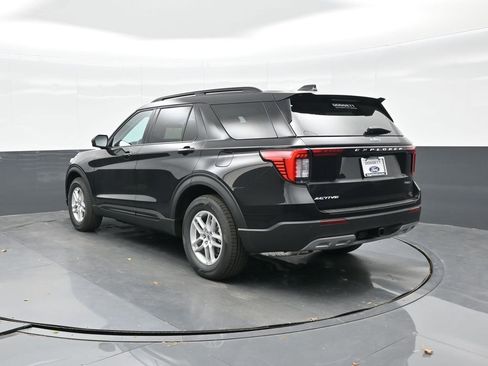 New 2026 Ford Explorer Active w/ Active Comfort Package image 4