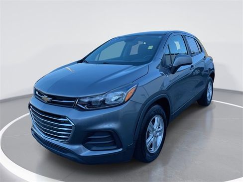 Used 2020 Chevrolet Trax LS w/ Tint and Cruise Package image 1