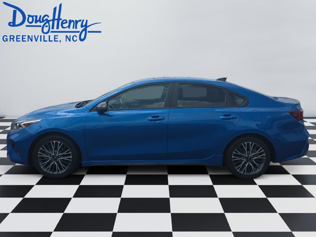 Used 2024 Kia Forte GT-Line w/ GT-Line Premium Package FWD image 2