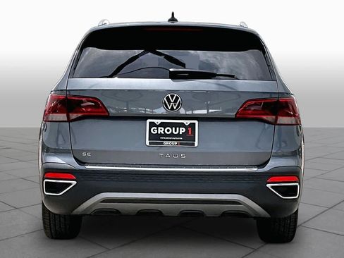 Used 2022 Volkswagen Taos SE FWD image 5