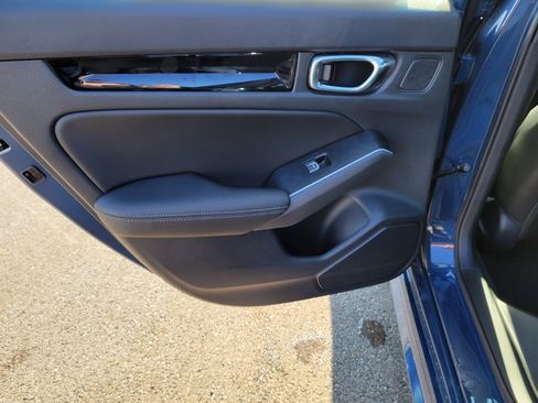 Used 2025 Honda Civic Sport Touring image 13