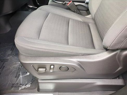 Used 2023 GMC Sierra 1500 Elevation image 15