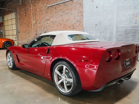 Used 2008 Chevrolet Corvette Coupe RWD image 9