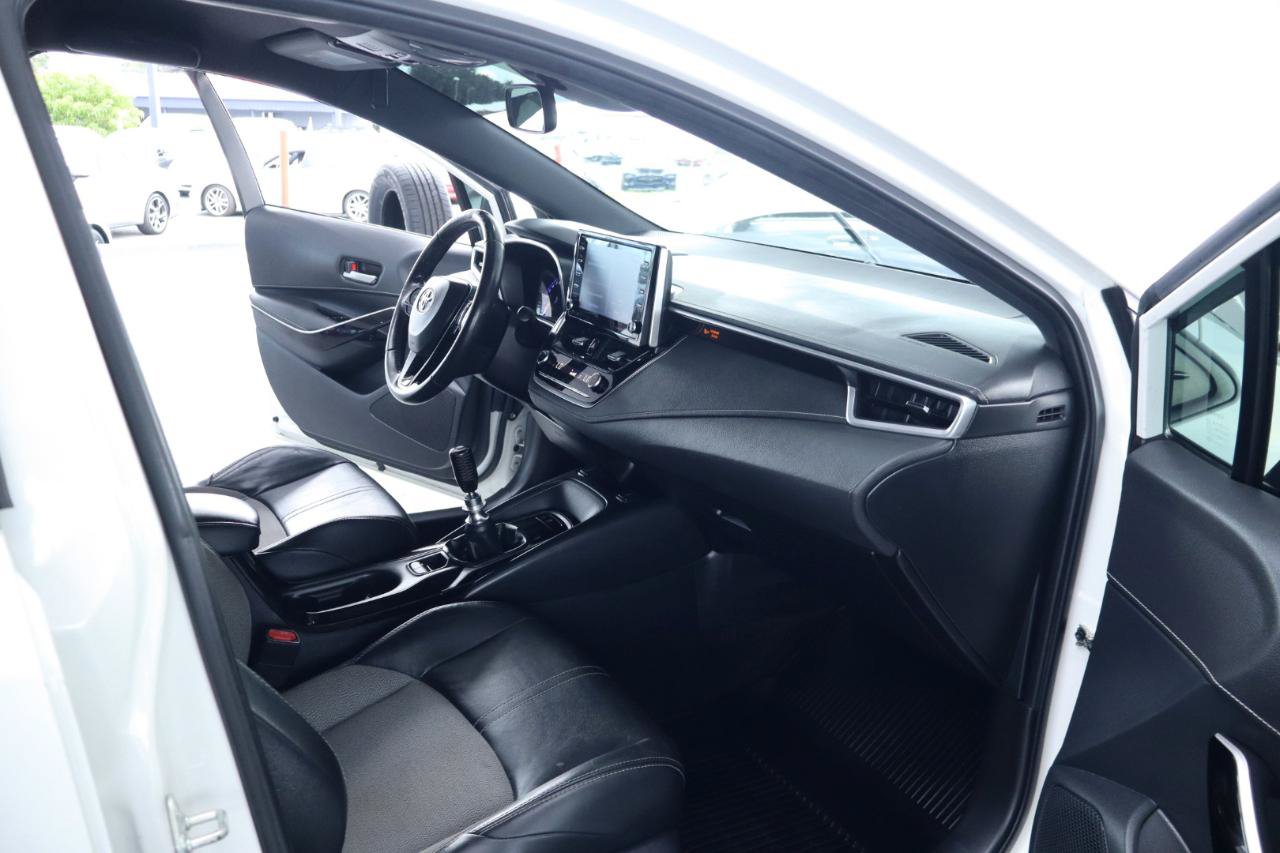 Used 2020 Toyota Corolla XSE FWD image 39