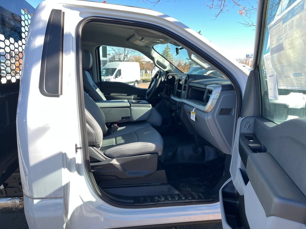 New 2025 Ford F350 XL w/ XL Chrome Package AWD/4WD image 12