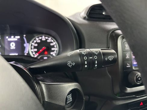 Used 2020 Jeep Renegade Sport image 36