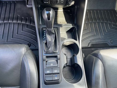 Used 2020 Hyundai Tucson Limited FWD image 16
