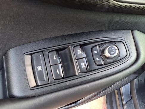 Used 2025 Subaru Outback Premium w/ Popular Package #1A image 8