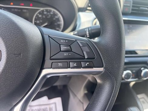 Used 2025 Nissan Versa SV FWD image 16