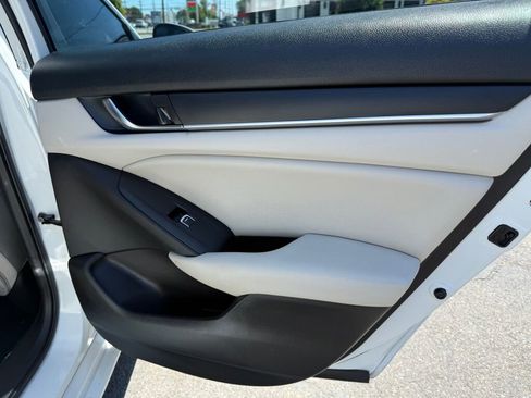 Used 2020 Honda Accord LX image 21