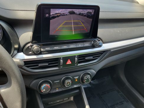 Used 2023 Kia Forte LXS w/ LXS Technology Package FWD image 26