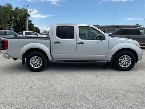 Used 2019 Nissan Frontier SV AWD/4WD image 4