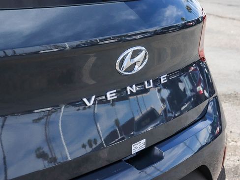 New 2026 Hyundai Venue SEL image 10