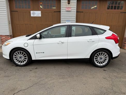 Used 2014 Ford Focus Electric Hatchback image 6