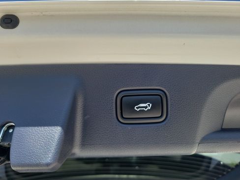 Used 2025 Hyundai Palisade Calligraphy AWD/4WD image 11