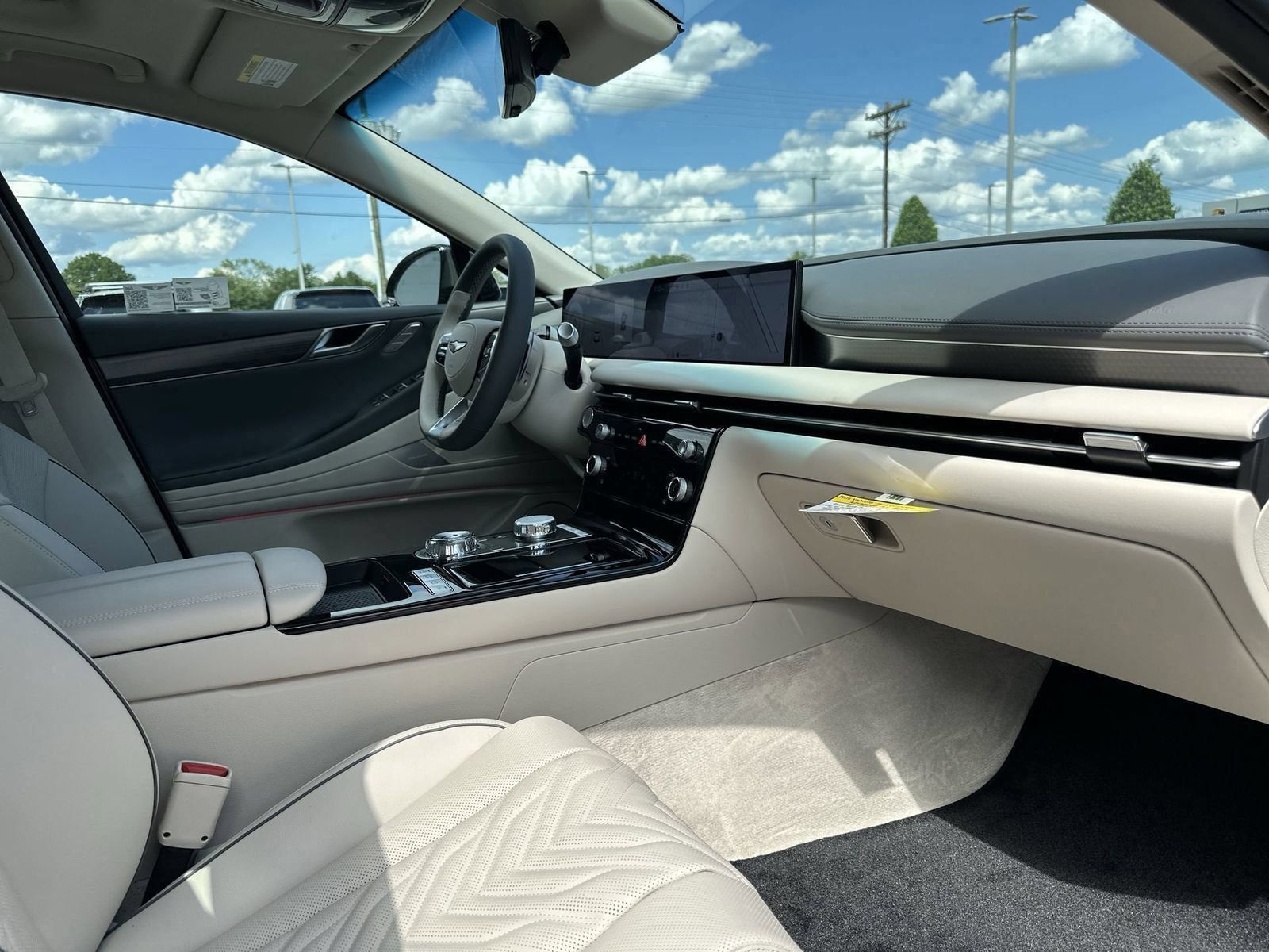 New 2025 Genesis G80 2.5T Sport Prestige AWD/4WD image 13