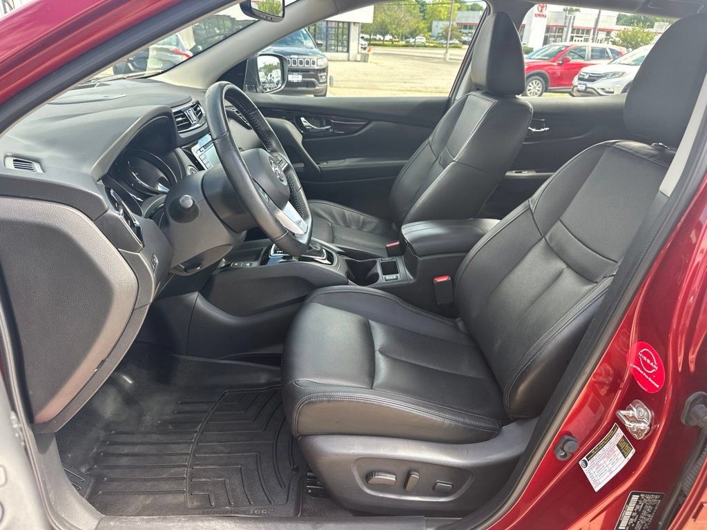Used 2022 Nissan Rogue Sport SL w/ Premium Package AWD/4WD image 15