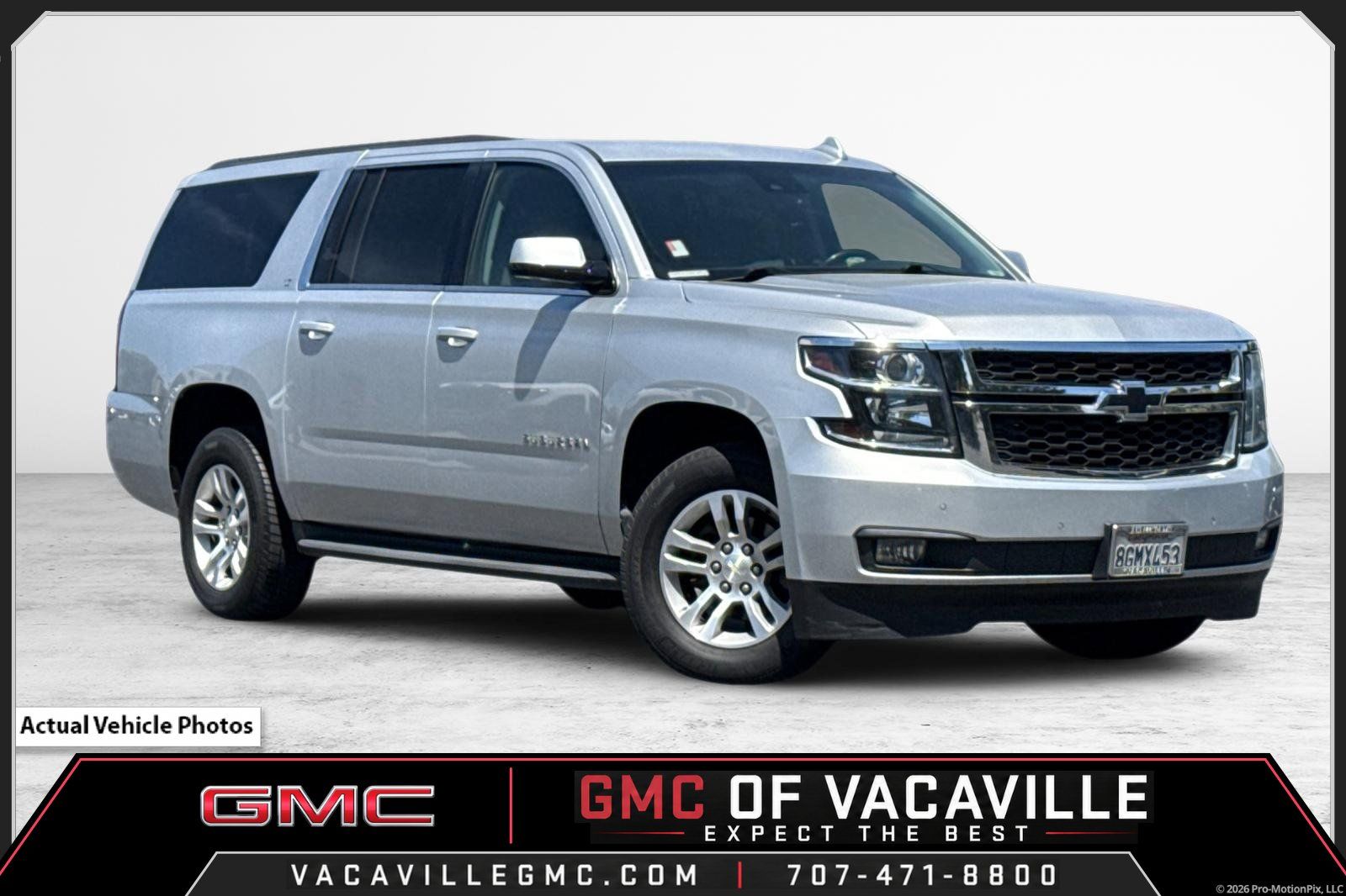 Used 2019 Chevrolet Suburban LT w/ Luxury Package AWD/4WD image 1