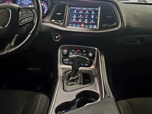 Used 2021 Dodge Challenger R/T Scat Pack RWD image 12