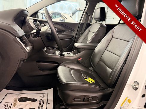 Used 2023 GMC Terrain SLT image 12