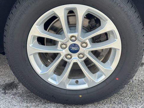 Used 2022 Ford Escape SE w/ Convenience Package image 8