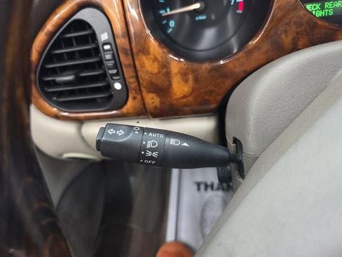 Used 2000 Jaguar XK8 Convertible image 21