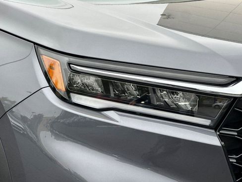 Certified 2025 Honda Pilot Touring image 31