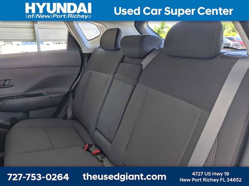 Certified 2025 Hyundai Kona SE FWD image 13