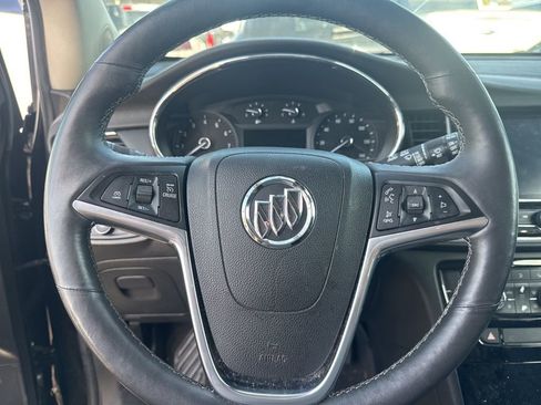 Used 2018 Buick Encore Essence image 11